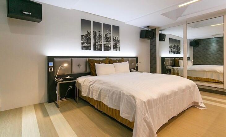 Soho Motel Taoyuan Zewnętrze zdjęcie