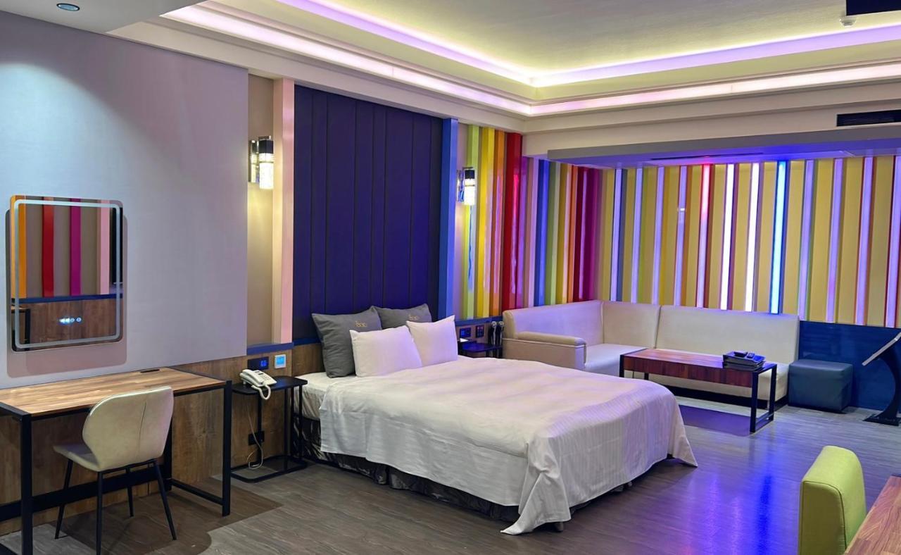 Soho Motel Taoyuan Zewnętrze zdjęcie