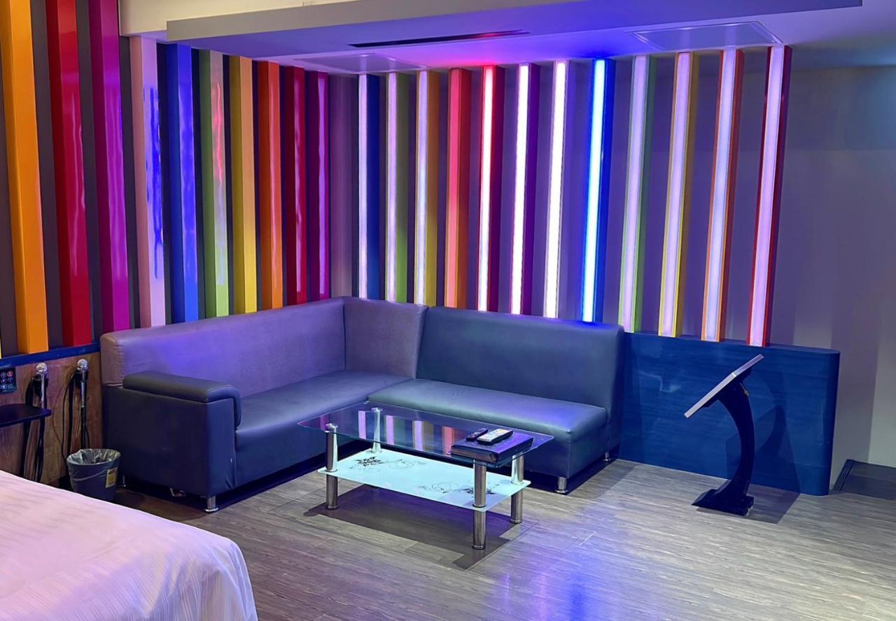 Soho Motel Taoyuan Zewnętrze zdjęcie
