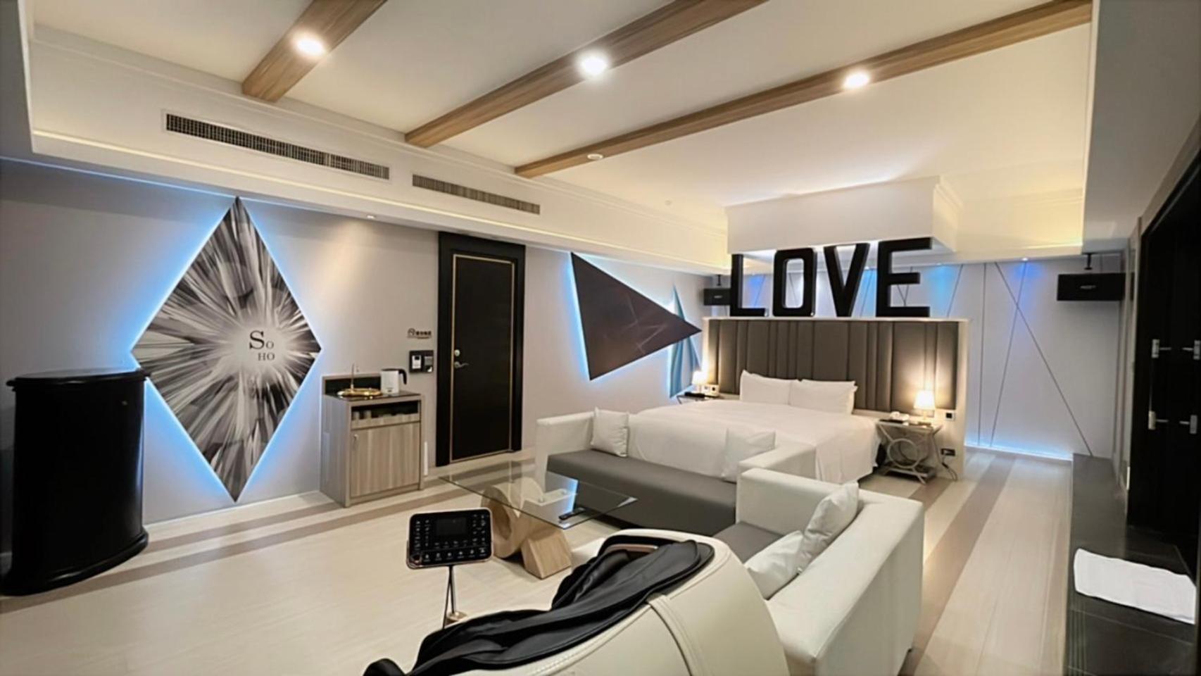 Soho Motel Taoyuan Zewnętrze zdjęcie